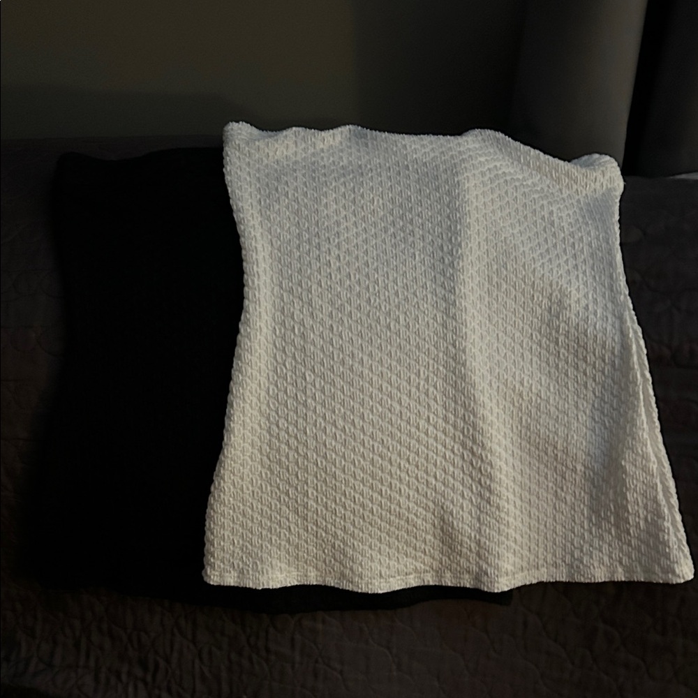 Black and White Textured Blanket
